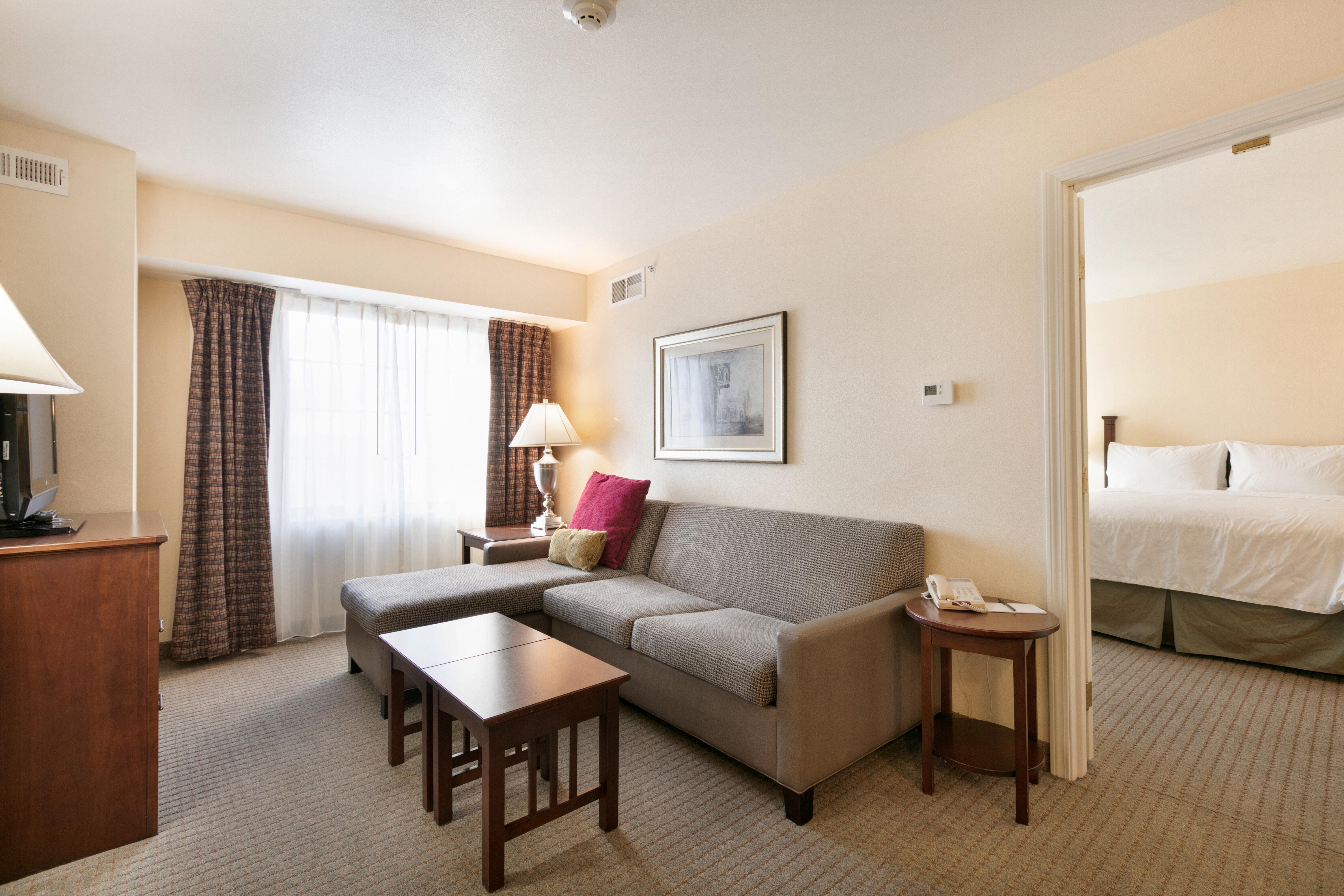 สเตย์บริดจสวีท แอครอน-สโตว์-คายาฮอกาฟอลล์ Hotel Stow ภายนอก รูปภาพ