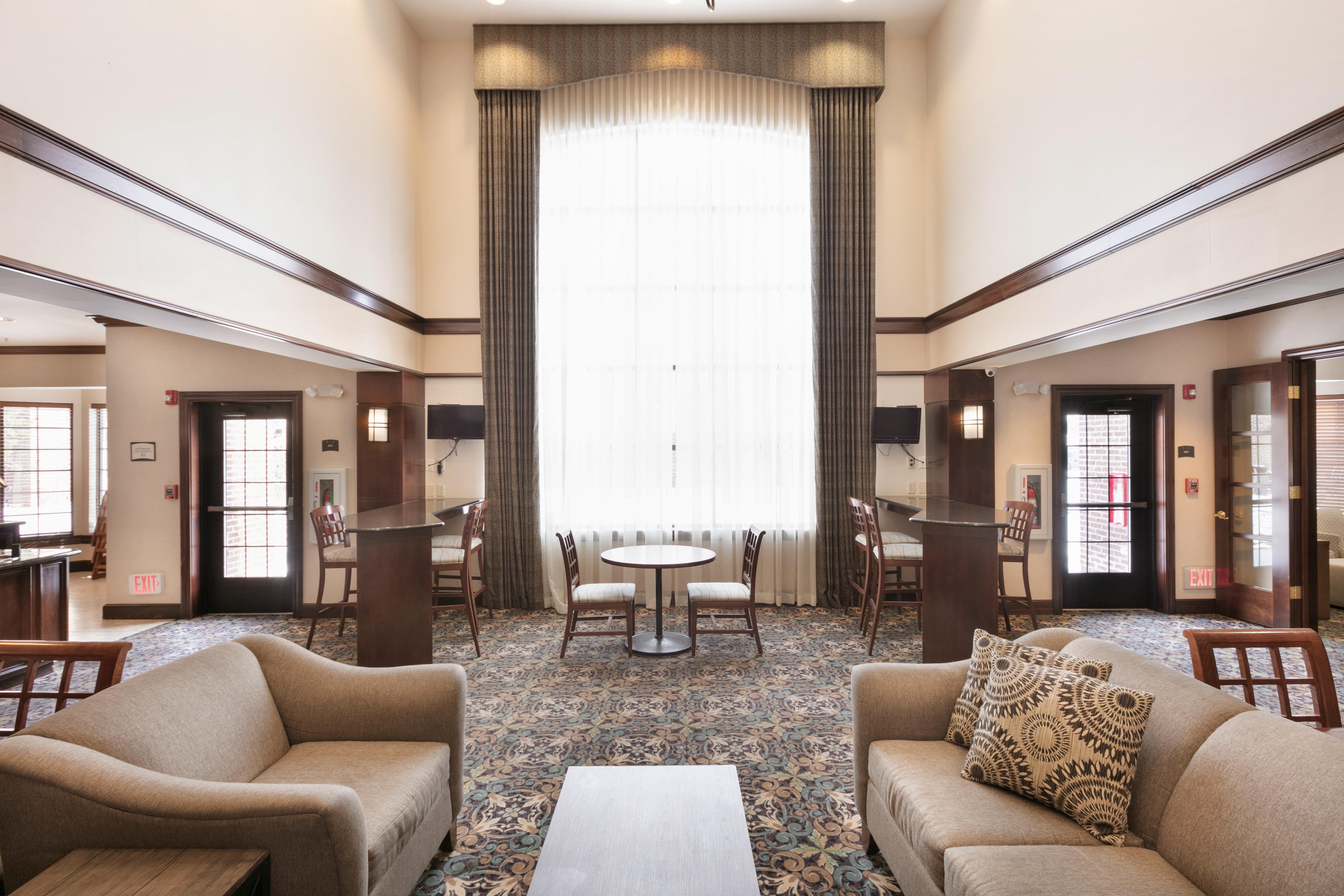 สเตย์บริดจสวีท แอครอน-สโตว์-คายาฮอกาฟอลล์ Hotel Stow ภายนอก รูปภาพ