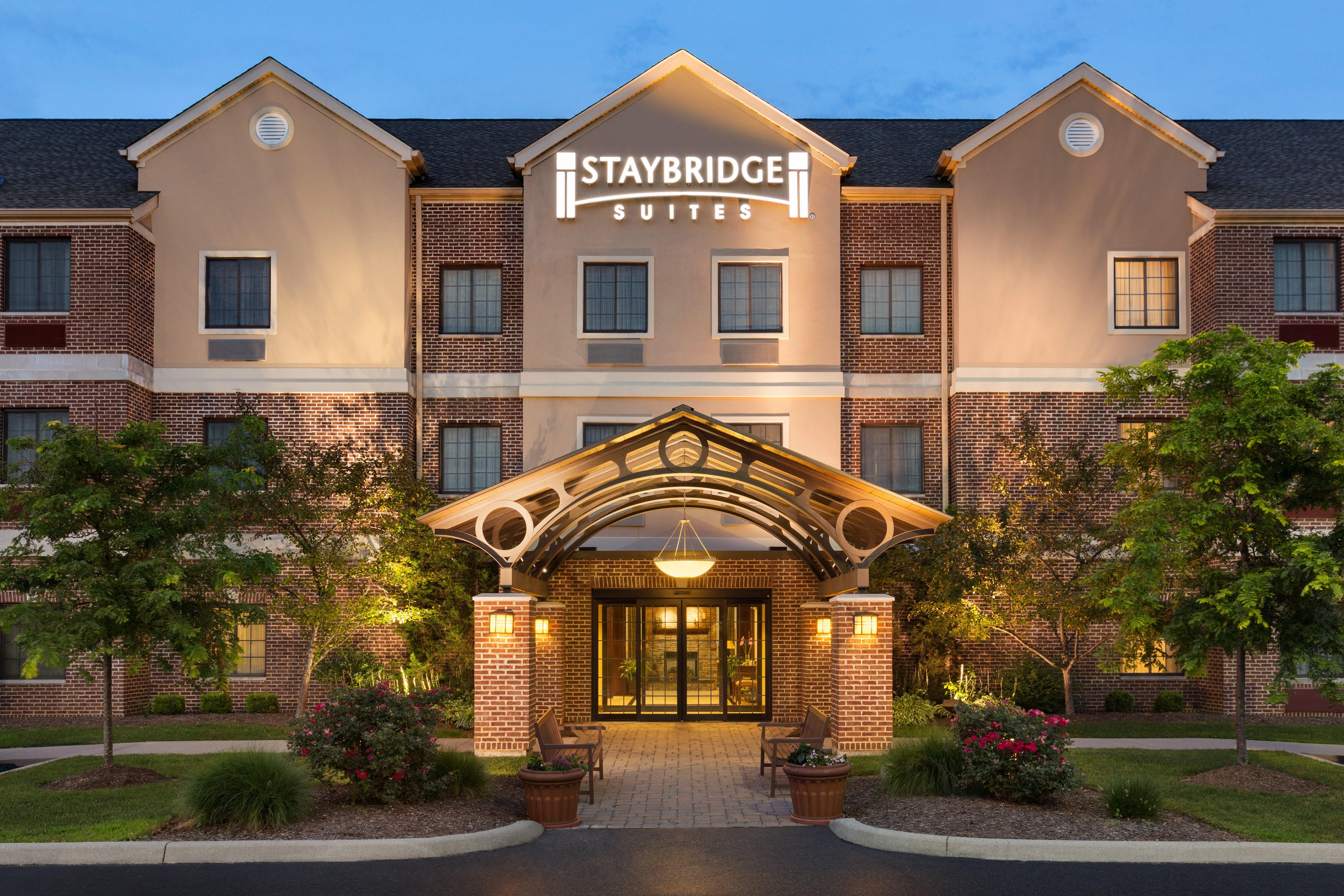 สเตย์บริดจสวีท แอครอน-สโตว์-คายาฮอกาฟอลล์ Hotel Stow ภายนอก รูปภาพ