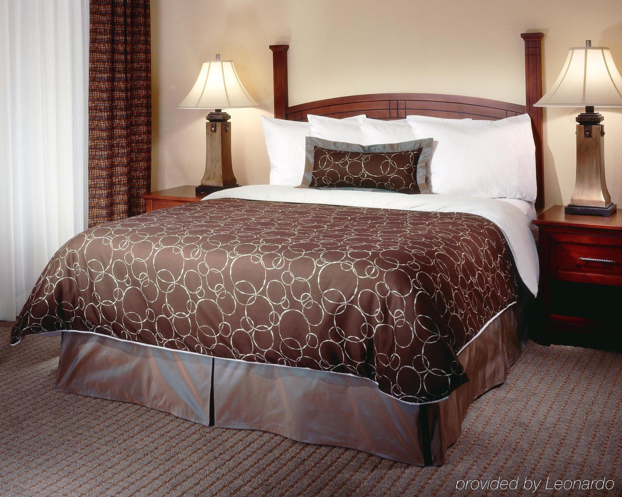 สเตย์บริดจสวีท แอครอน-สโตว์-คายาฮอกาฟอลล์ Hotel Stow ภายนอก รูปภาพ